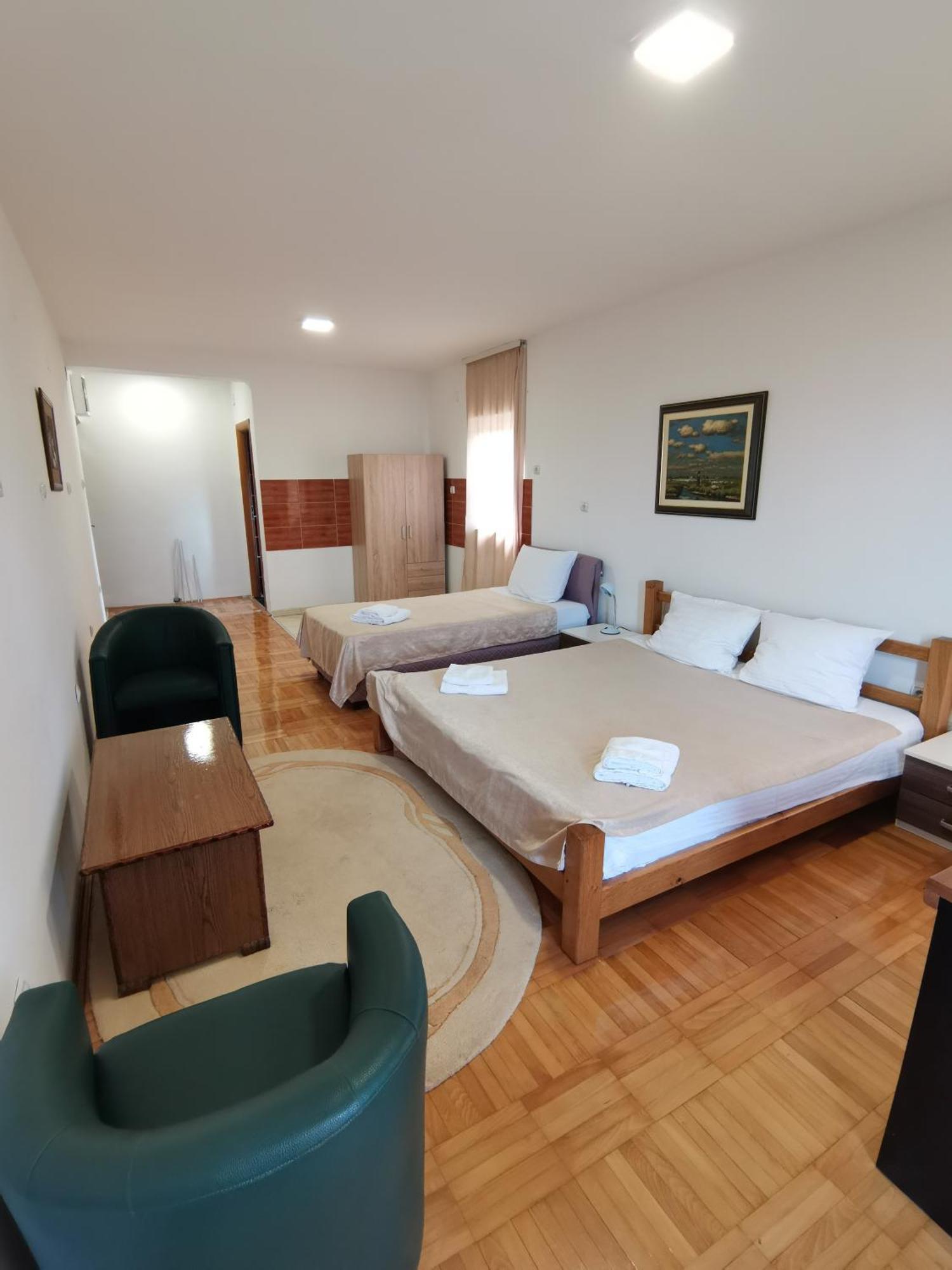 Garni Hotel Panorama Lux Ni Exterior foto